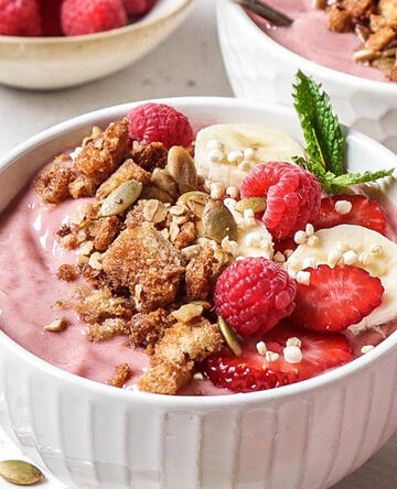 Pink Smoothie with Crunchy Maple & Nut Bread Granola